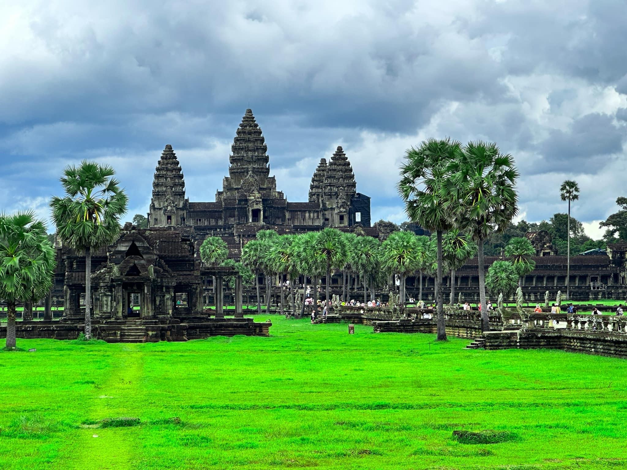 Day 2: Angkor Thom - Angkor Wat 